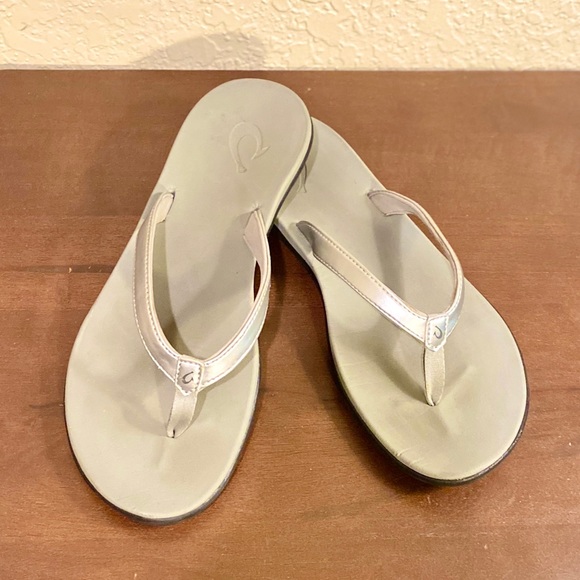 OluKai Shoes - Olukai Ho‘ōpio Girls Flip Flops